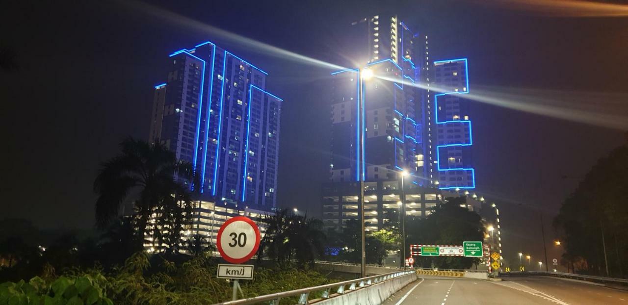 MLH Deluxe Studio Suites @ Landmark Residence Cheras Extérieur photo