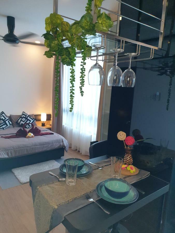 MLH Deluxe Studio Suites @ Landmark Residence Cheras Extérieur photo