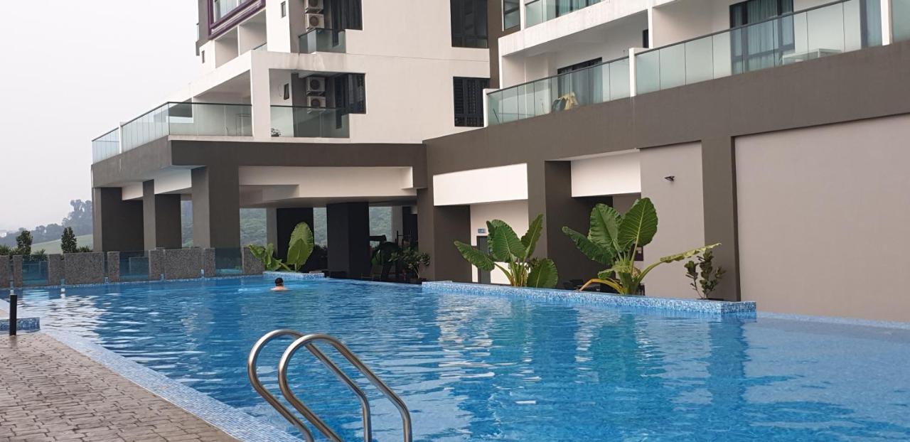 MLH Deluxe Studio Suites @ Landmark Residence Cheras Extérieur photo